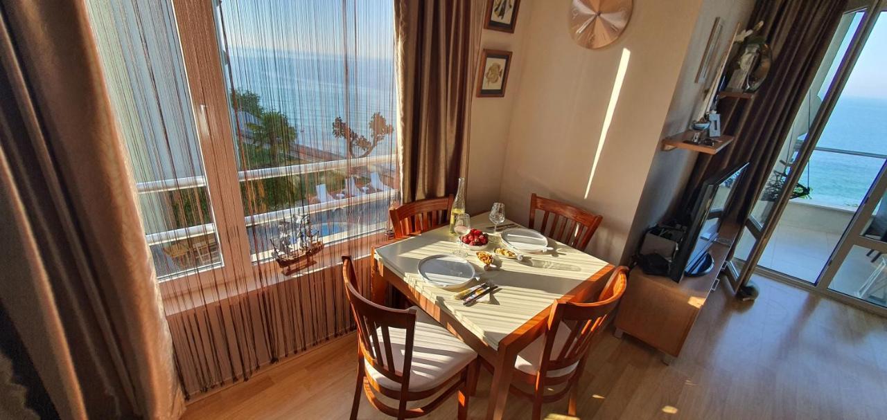 Alex Beach Apartment Sveti Vlas Exterior photo